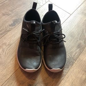 Nike Juvenate black leather with gray sole size 8